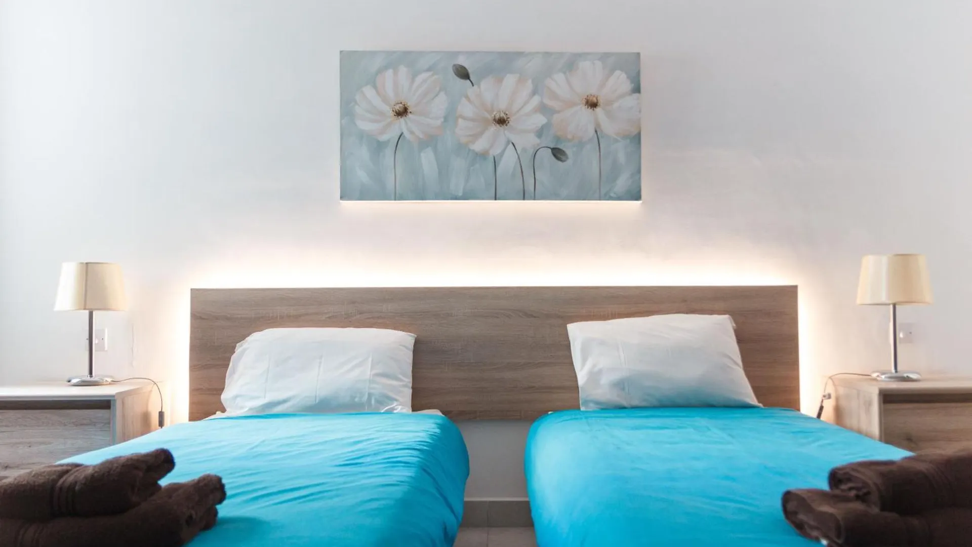 The Strand Luxurious Seafront Apartment Sliema 0*,  Malta