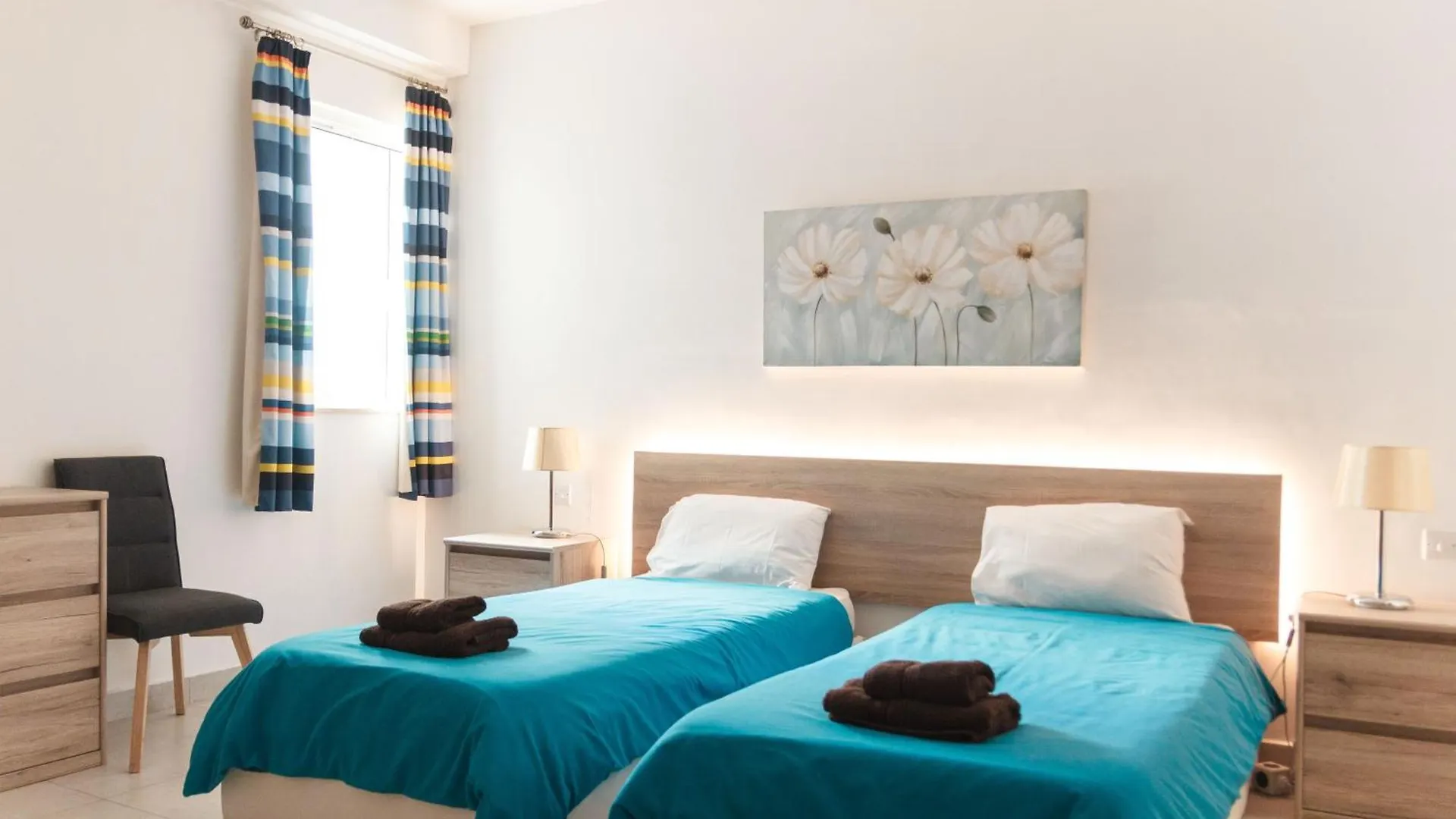 The Strand Luxurious Seafront Apartment Sliema 0*,